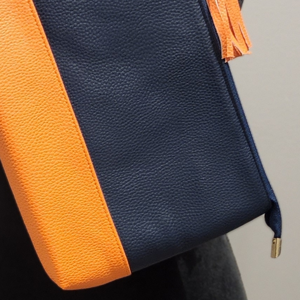 Wristlet - Picture 8 of 9